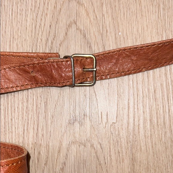 Vintage Circa 1990’s Brown Leather Crossbody Bag - Picture 11 of 16